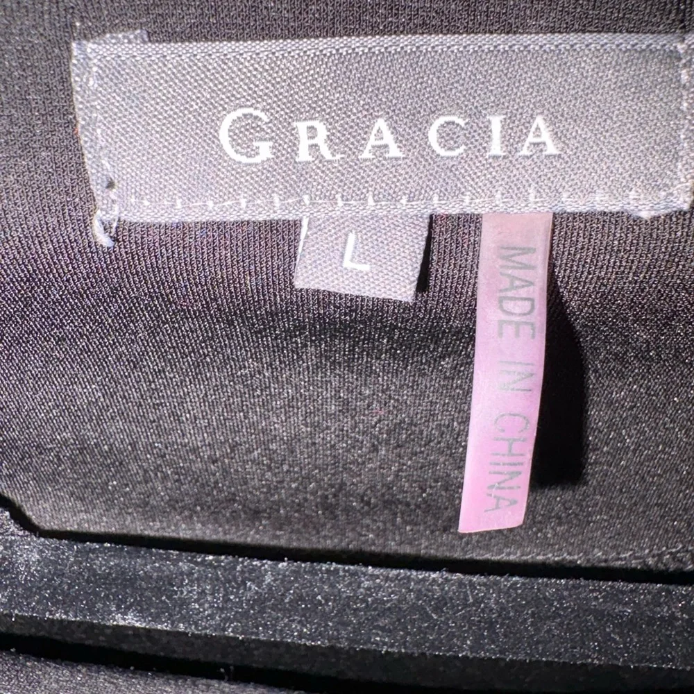 Gracia Black Peplum Top - Picture 2 of 3